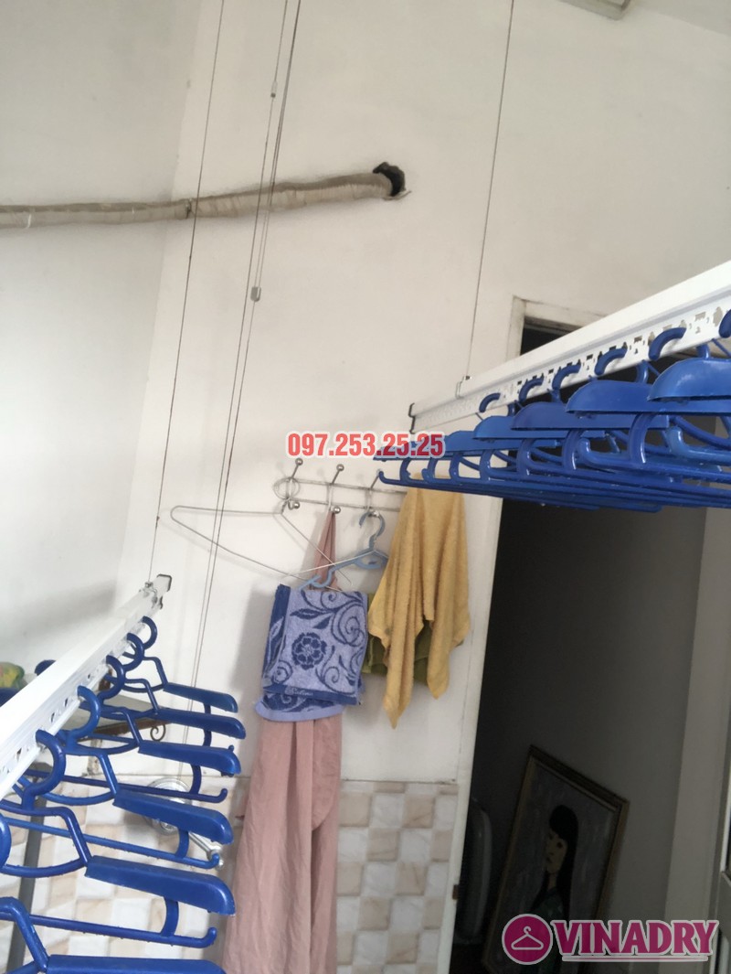 Lắp giàn phơi quần áo tại Thanh Xuân nhà chị Cẩm, căn 504 tòa Cowaelmic, 198 Nguyễn Tuân - 04