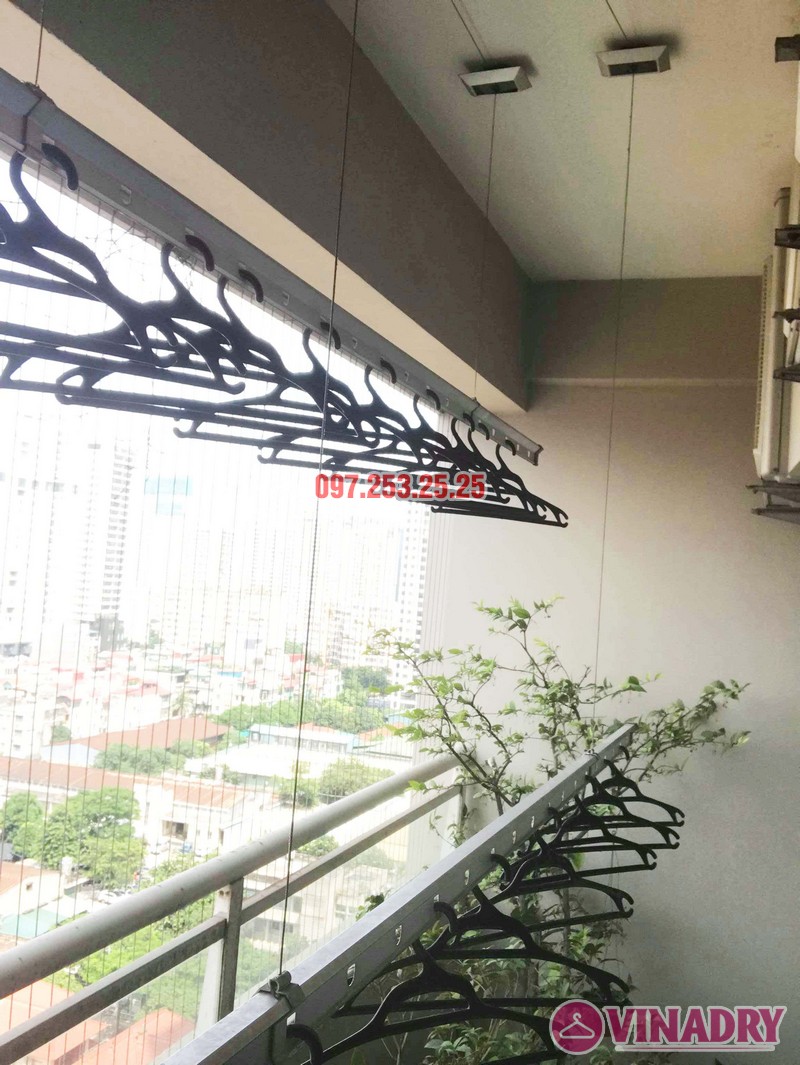 Thay dây cáp giàn phơi giá rẻ tại Hà Nội nhà chị Thơm, Tòa 24T, Hapulico Complex - 03