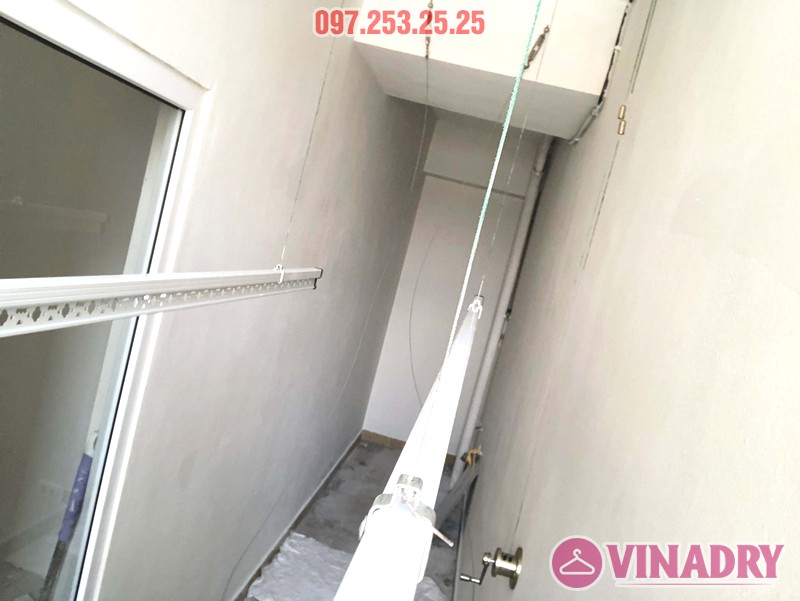 Lắp giàn phơi giá rẻ Hòa Phát Star HP702 tại chung cư V1 Victoria Văn Phú, Hà Đông - 09